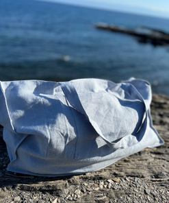Detail der hellblauen Leinen Beach Bag Ice Blue