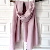 Großes Leinen Wickeltuch Pale Pink mit Fransen