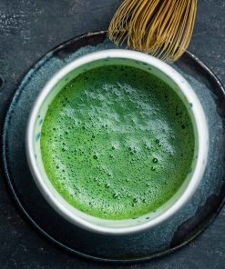leodin-moya-matcha-drink-closeup
