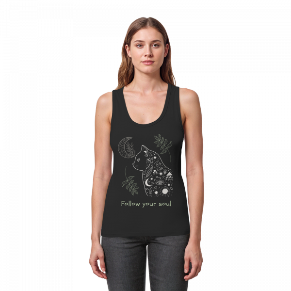 Frau trägt schwarzes Katzen Tank Top mit spirituellem Katzenmotiv