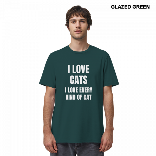 Mann trägt dunkelgrünes Cat Lover Statement Shirt mit minimalistischem Katzen Spruch