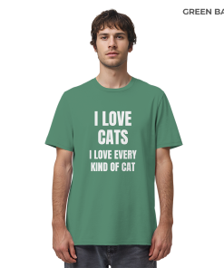 Mann trägt pastellgrünes Cat Lover Statement Shirt mit minimalistischem Katzen Spruch