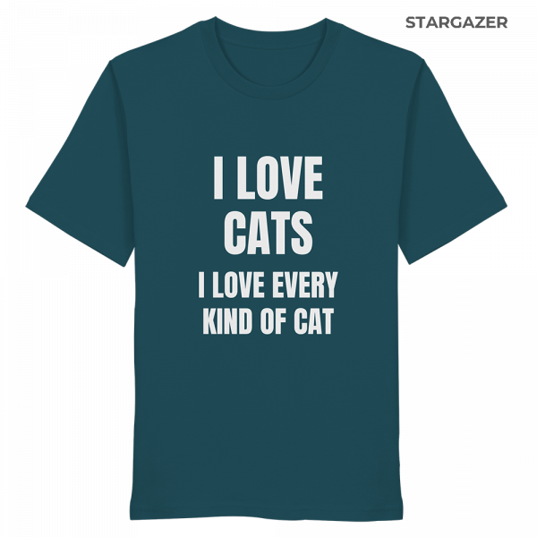 Blaugrünes Unisex Bio Shirt mit Aufdruck „I love cats I love every kind of cat“ auf weißem Hintergrund