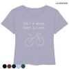 Lavendelfarbenes Rennrad T-Shirt Damen mit dezentem Fahrradmotiv und „Get a bike Get a life“