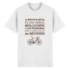 Weißes Fahrrad T-Shirt unisex mit spanischem Bike Spruch und Rennrad Motiv in Dark Chocolate