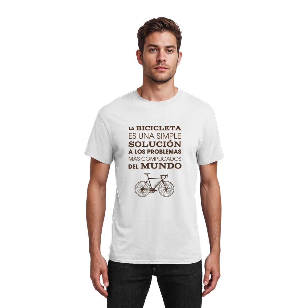 Männliches Model trägt weißes Fahrrad T-Shirt unisex mit spanischem Bike Spruch