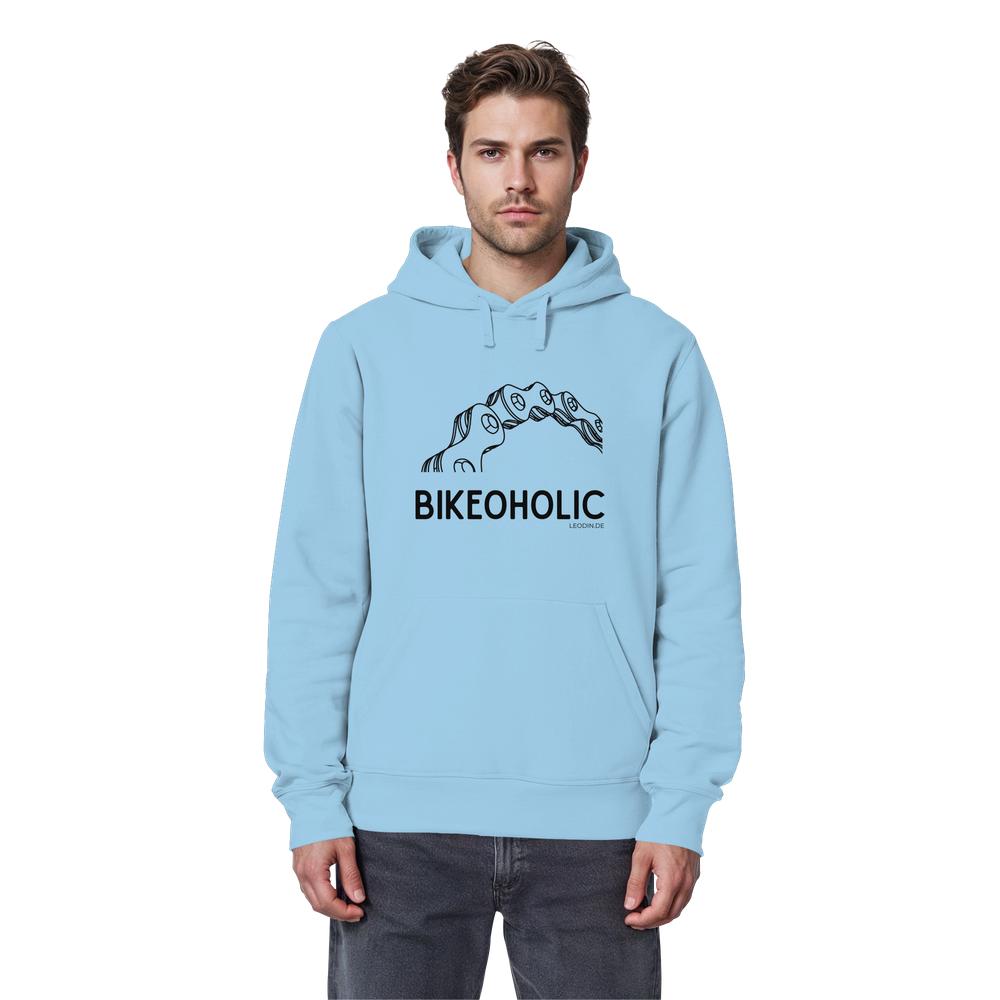 Männliches Model trägt hellblauen Fahrrad Hoodie mit minimalistischem Bike Design