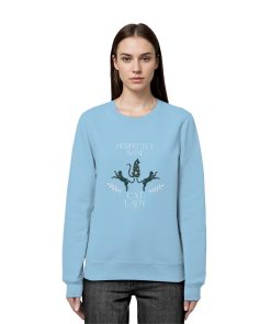 Frau trägt himmelblaues Cat Lady Sweatshirt Damen mit stilvollem Katzenprint
