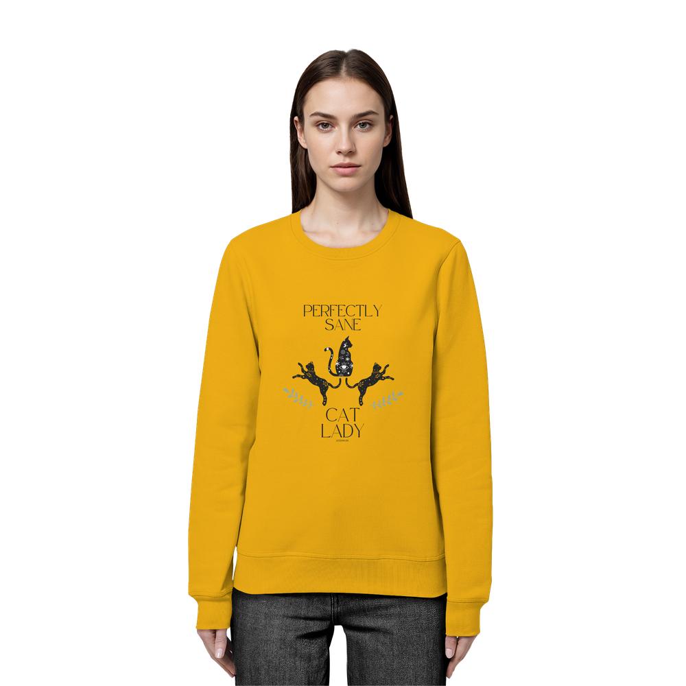 Frau trägt sonnengelbes Cat Lady Sweatshirt Damen mit stylishem Katzenprint