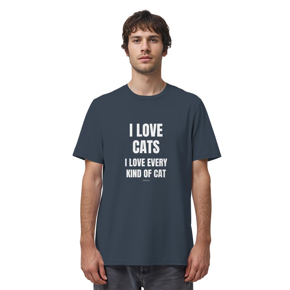 Mann trägt antrazithfarbenes Cat Lover Statement Shirt mit minimalistischem Katzen Spruch