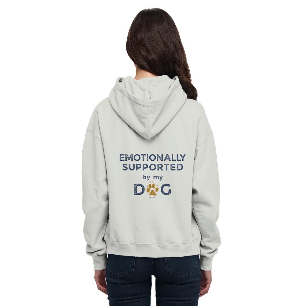 Aschgrauer Hunde Hoodie an Frau mit Emotionally Supported Rückenprint