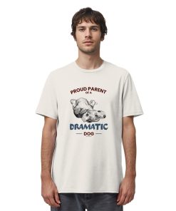 Cremeweißes Dramatic Dog Hunde Shirt als Herren Tragebild