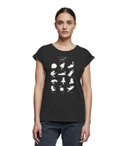 Frau trägt schwarzes Catmoods Katzen Shirt mit hellem Katzenmotiv