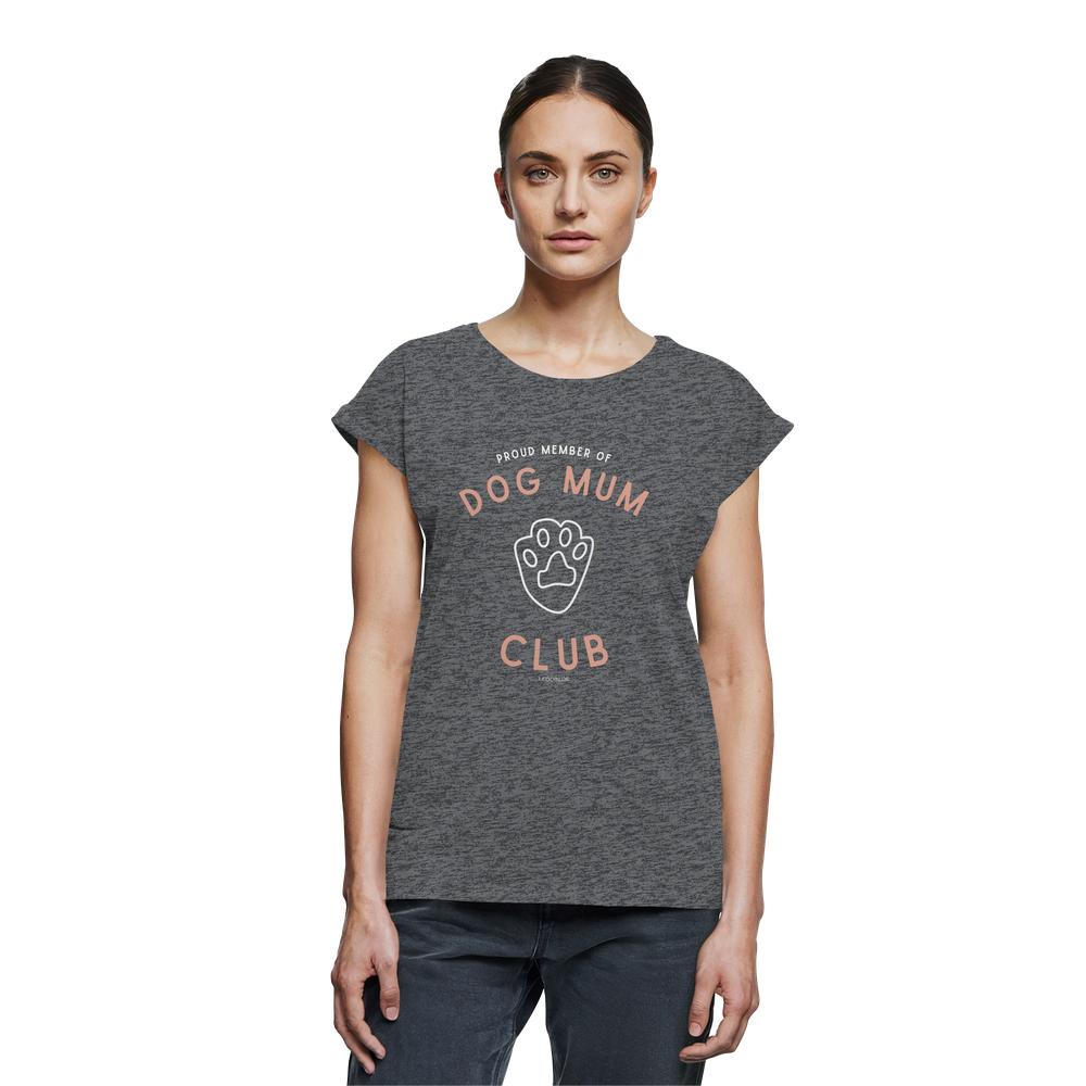 Dog Mum Shirt in Charcoal Heather als Tragebild