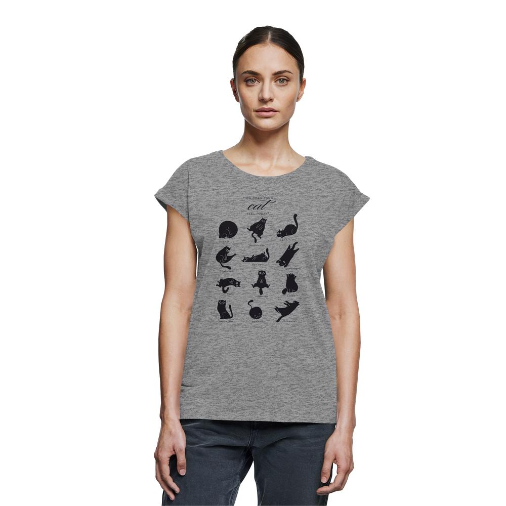 Frau trägt hellgrau meliertes Catmoods T-Shirt mit schwarzem Katzenmotiv